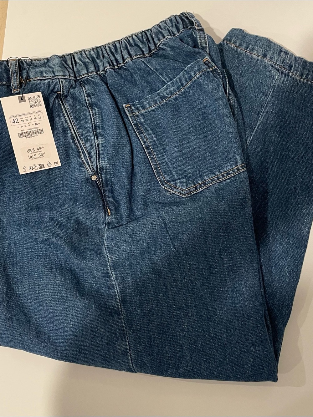 Zara  NWT Barrel Fit Women's Jeans - Dark Blue
